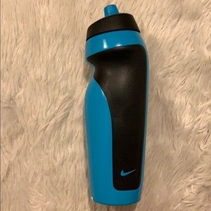 Nike sport water bottle